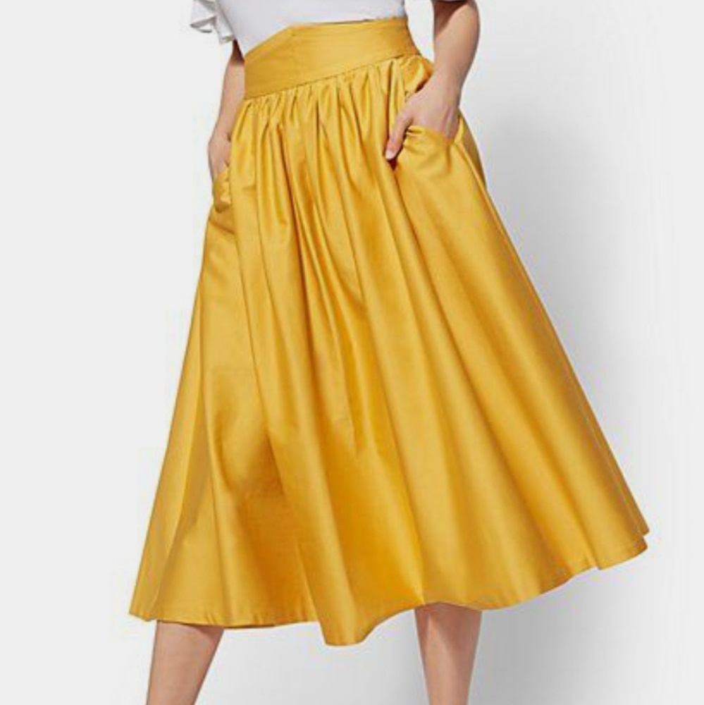 NY & Company 7th Ave Yellow Full Skirt NWT